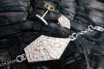 Archivbilder derGoldschmied