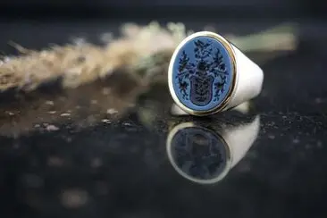 Archivbilder derGoldschmied